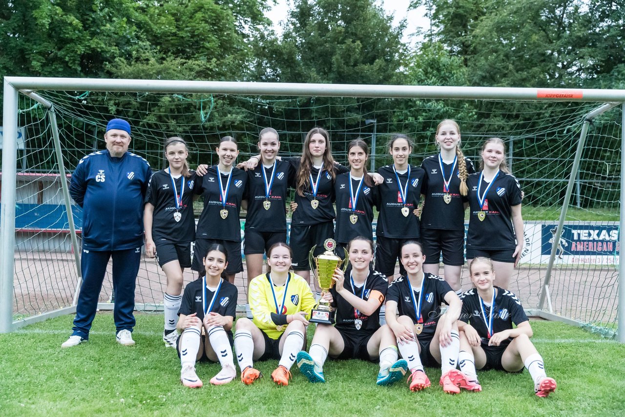 Bild 126 - Loewinnen Cup